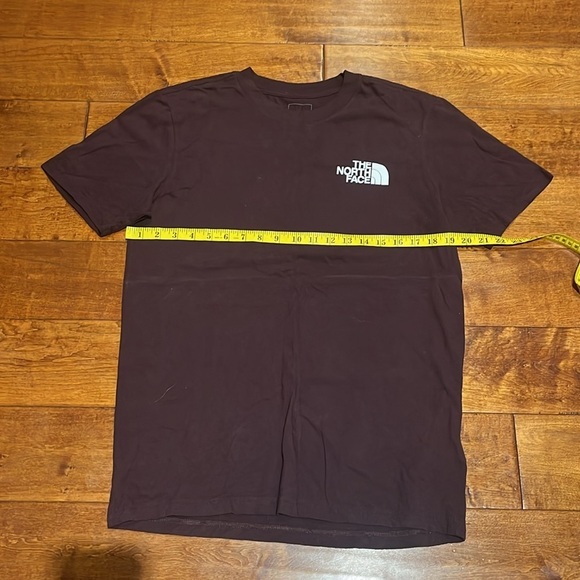 The North Face T-shirt - Picture 7 of 10